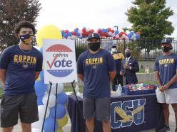 科罗拉多州立大学的运动员们正在进行投票活动
